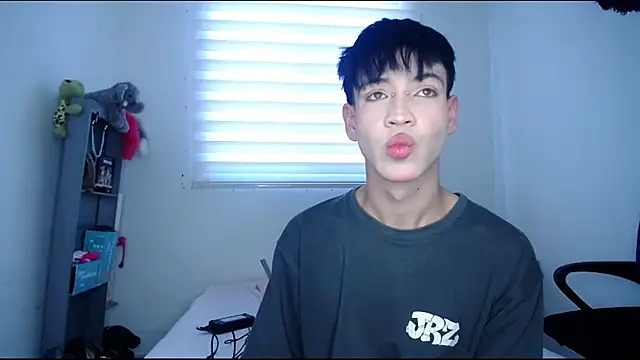 Snapshot of lucky_stricke chatting on September 25, 2025, 8:23 pm lucky stricke online show from September 25, 2025, 8:23 pm