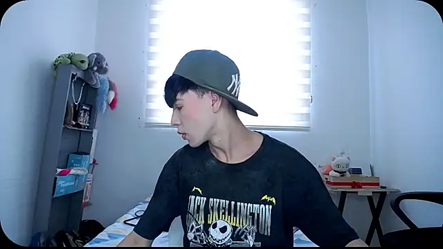 Snapshot of lucky_stricke chatting on September 27, 2025, 8:03 pm lucky stricke online show from September 27, 2025, 8:03 pm