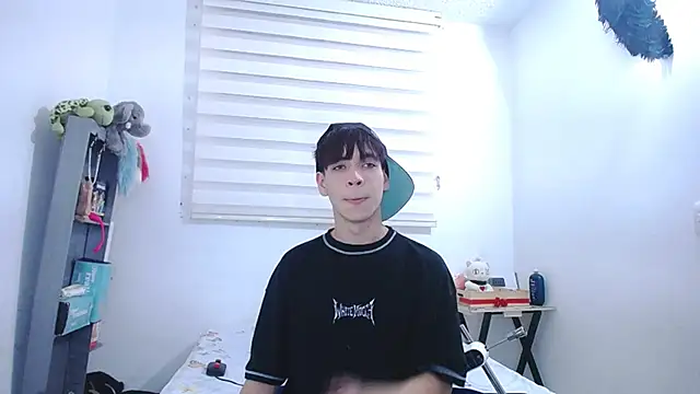 Snapshot of lucky_stricke chatting on October 13, 2025, 3:50 am lucky stricke online show from October 13, 2025, 3:50 am