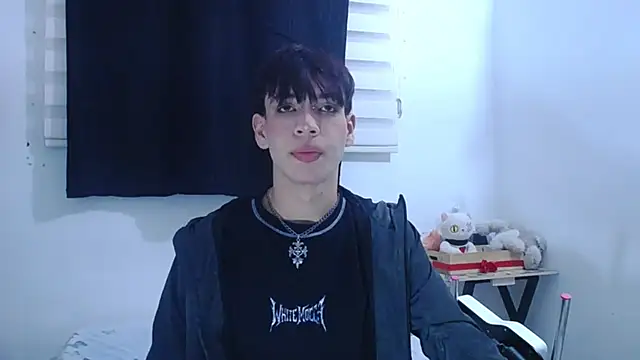 Snapshot of lucky_stricke chatting on October 16, 2025, 3:29 am lucky stricke online show from October 16, 2025, 3:29 am