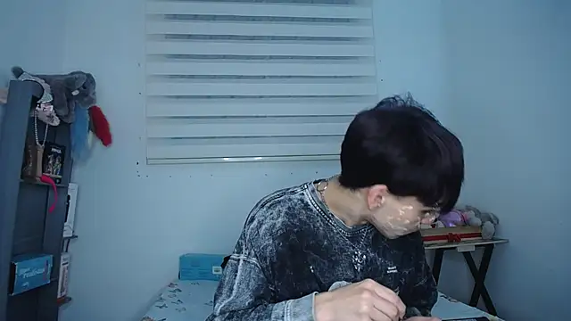 Snapshot of lucky_stricke chatting on October 17, 2025, 3:20 am lucky stricke online show from October 17, 2025, 3:20 am