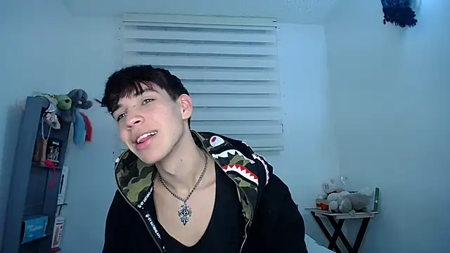 Snapshot of lucky_stricke chatting on October 18, 2025, 3:20 am lucky stricke online show from October 18, 2025, 3:20 am