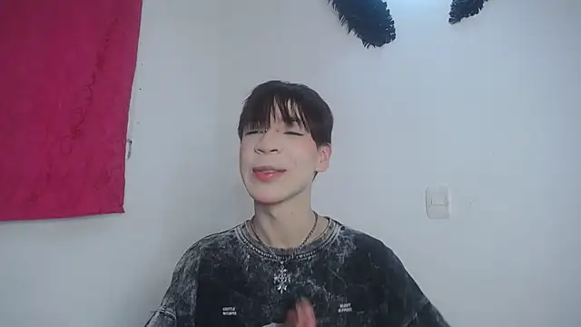 Snapshot of lucky_stricke chatting on November 2, 2025, 3:53 am lucky stricke online show from November 2, 2025, 3:53 am