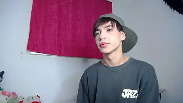 Snapshot of lucky_stricke chatting on November 8, 2025, 4:23 am lucky stricke online show from November 8, 2025, 4:23 am