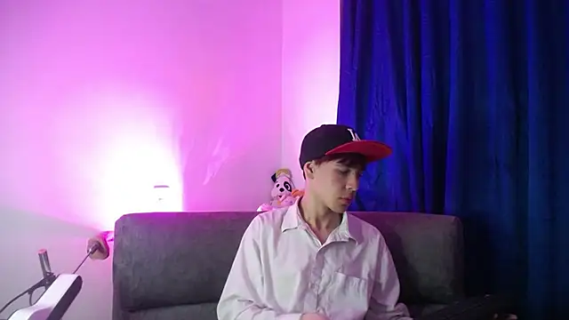 lucky stricke online show from March 4, 2026, 4:29 am