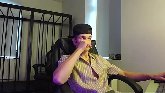 Mark Karson online show from October 10, 2025, 12:15 pm