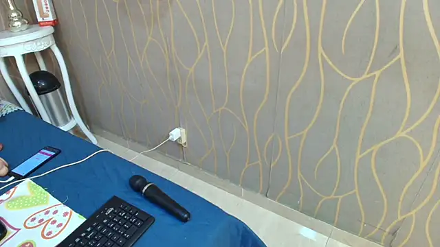 katybrownss online show from October 10, 2025, 8:35 am