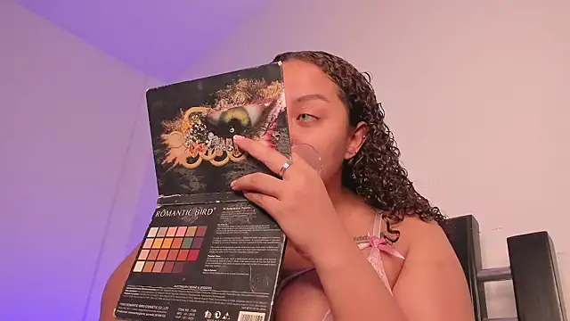 Nicoll 31 online show from September 25, 2025, 11:19 pm