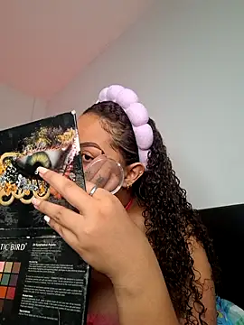 Nicoll 31 online show from November 13, 2025, 10:41 pm