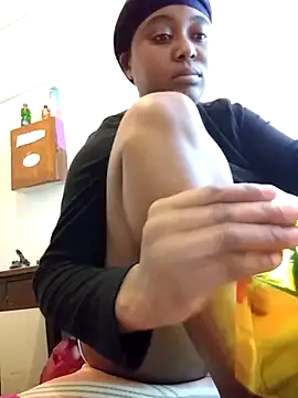 AcetousAbb online show from November 10, 2025, 4:17 pm