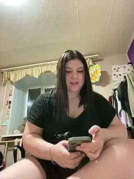 Kemeli008 online show from December 18, 2025, 7:31 pm