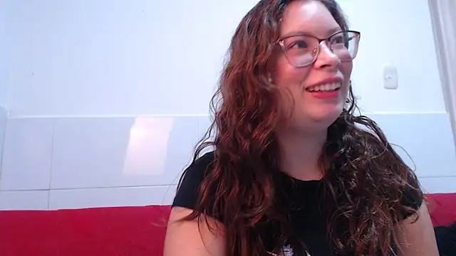 zoewhite2 online show from October 25, 2025, 7:08 pm