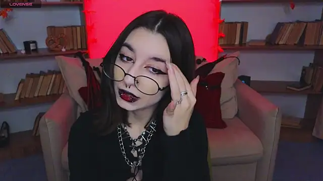 Mistress  Marcelline online show from September 25, 2025, 10:41 am