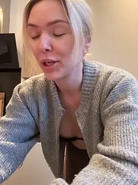 lolableux online show from January 16, 2026, 4:11 pm