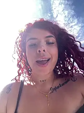 Snapshot of haally-mll chatting on September 25, 2025, 7:06 pm haally-mll online show from September 25, 2025, 7:06 pm