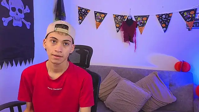 yulian vasquez online show from October 12, 2025, 12:26 pm