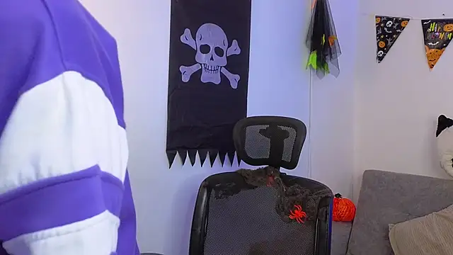 yulian vasquez online show from October 25, 2025, 12:23 pm