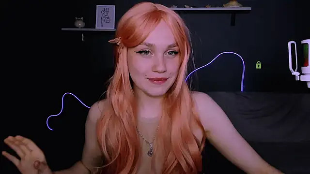 ellie fire1 online show from September 17, 2025, 8:10 pm