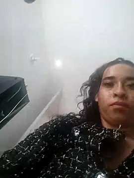 Valenn fernandez online show from April 8, 2026, 7:03 pm