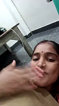 Guriya0076 online show from September 8, 2025, 3:55 pm