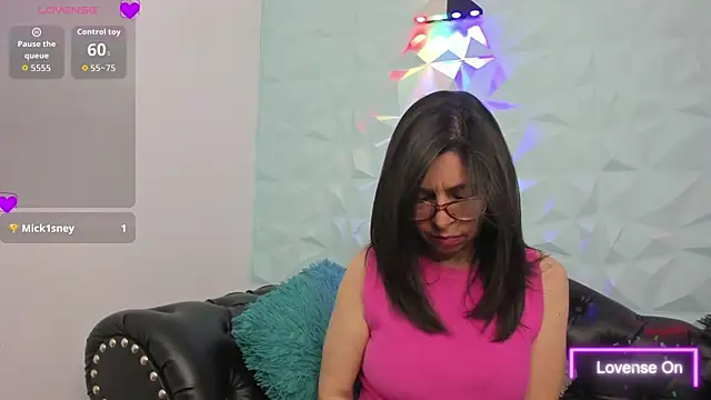 SabinaDeluxe cg online show from November 19, 2025, 12:16 pm