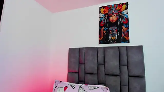 Snapshot of abby_jones2 chatting on October 24, 2025, 1:35 am abby jones2 online show from October 24, 2025, 1:35 am