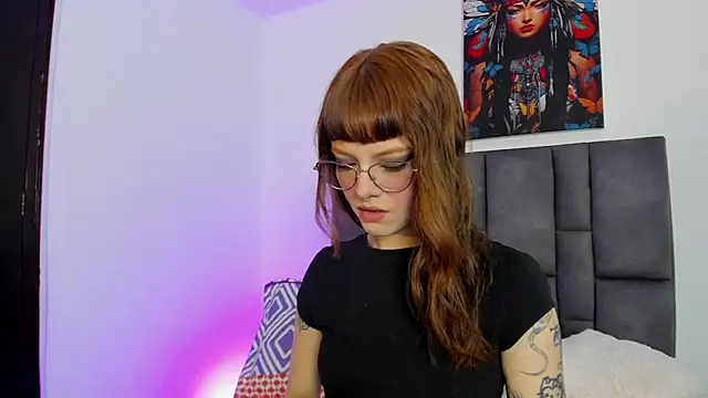 Snapshot of abby_jones2 chatting on October 25, 2025, 4:20 am abby jones2 online show from October 25, 2025, 4:20 am