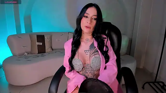 MilaLawrence online show from September 10, 2025, 7:47 pm