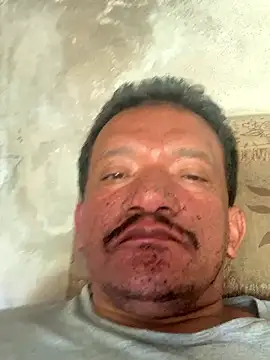 PIROCAGG21 online show from January 7, 2026, 6:32 pm