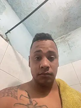 Snapshot of el-moreno-25 chatting on October 10, 2025, 7:35 pm el-moreno-25 online show from October 10, 2025, 7:35 pm