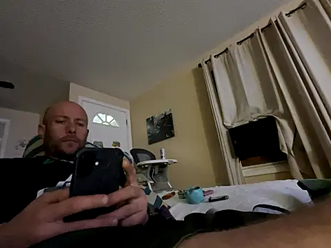 Snapshot of curis4270panda chatting on October 10, 2025, 1:48 am curis4270panda online show from October 10, 2025, 1:48 am