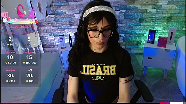 Snapshot of boyfox_tay chatting on October 5, 2025, 4:11 am boyfox tay online show from October 5, 2025, 4:11 am