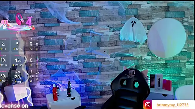 Snapshot of boyfox_tay chatting on October 18, 2025, 4:59 am boyfox tay online show from October 18, 2025, 4:59 am