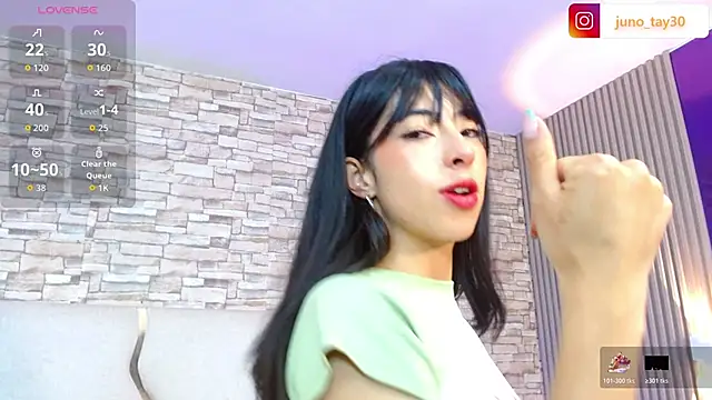 Snapshot of juno_tay chatting on October 24, 2025, 11:39 am juno tay online show from October 24, 2025, 11:39 am