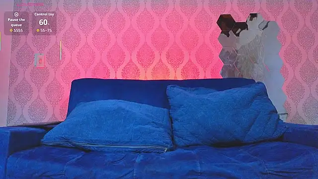 Hotcouple 222 online show from September 27, 2025, 7:24 am