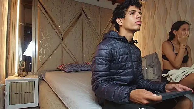 Hotcouple 222 online show from March 20, 2026, 7:35 am