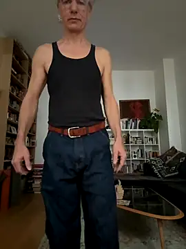 SexyLeon8 online show from October 27, 2025, 7:01 am