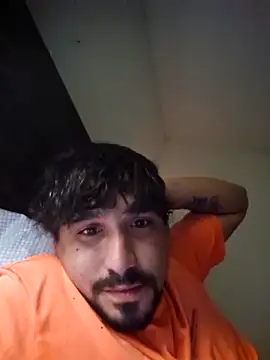 Julio9722 online show from April 28, 2026, 7:35 am