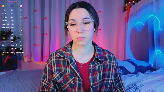 -CindyLou online show from January 10, 2026, 5:42 am