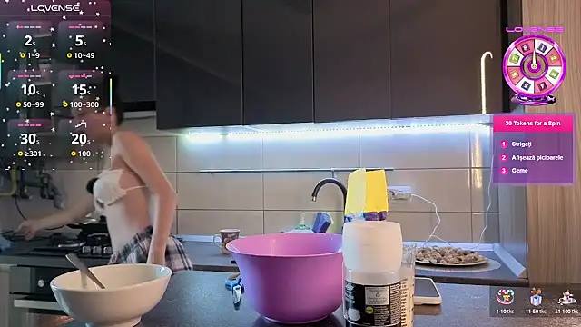 Pisypussy online show from October 7, 2025, 6:21 am