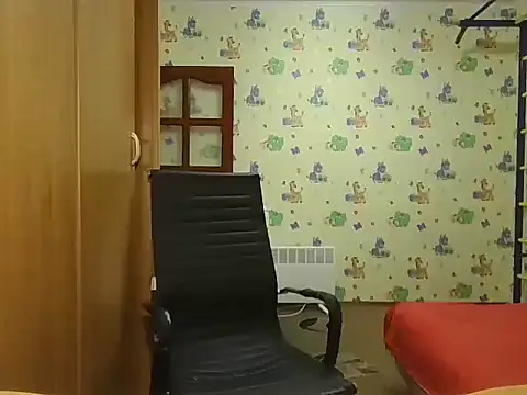 chiraq1945 online show from October 17, 2025, 5:48 pm