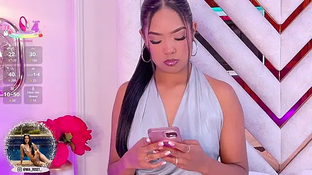 Mia Roset online show from October 24, 2025, 1:40 pm