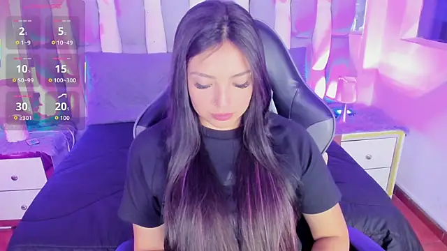 Adaara Rey online show from October 17, 2025, 7:49 pm