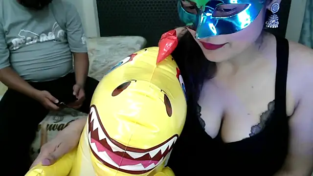 Snapshot of sexyrihana223 chatting on April 21, 2026, 6:01 pm sexyrihana223 online show from April 21, 2026, 6:01 pm