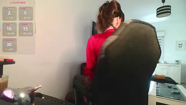 Snapshot of rubie-cat chatting on October 28, 2025, 8:44 pm rubie-cat online show from October 28, 2025, 8:44 pm