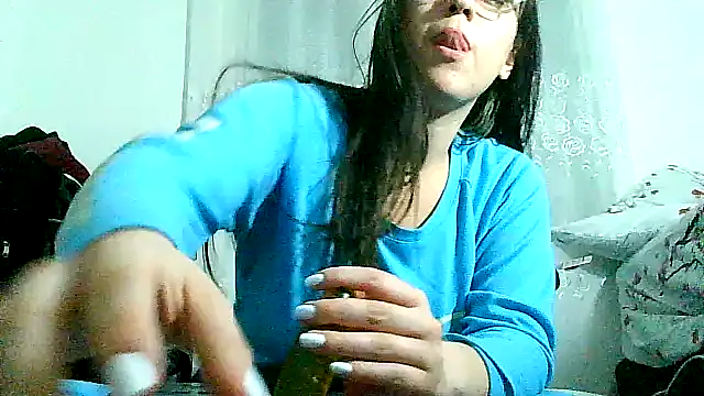 lareinalareinadelanal online show from October 5, 2025, 1:59 am