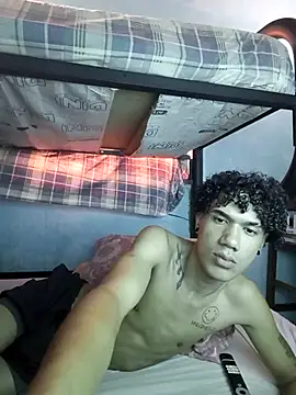 Snapshot of Gabriel_Stone chatting on October 22, 2025, 7:02 pm Gabriel Stone online show from October 22, 2025, 7:02 pm