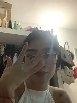 ElaRose 12 online show from January 6, 2026, 10:12 pm