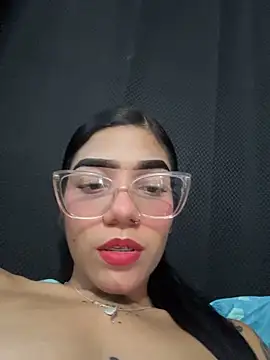 ElaRose 12 online show from April 16, 2026, 3:02 pm