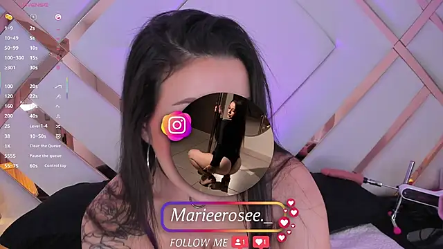 Snapshot of Mariee_rosee chatting on September 21, 2025, 12:01 am Mariee rosee online show from September 21, 2025, 12:01 am